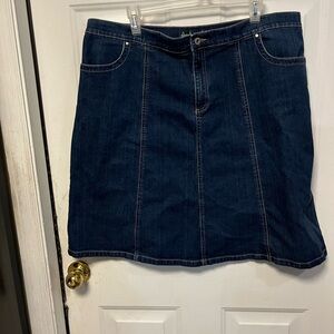 Fresh Produce Dark Blue knee length stretch  skirt size 18